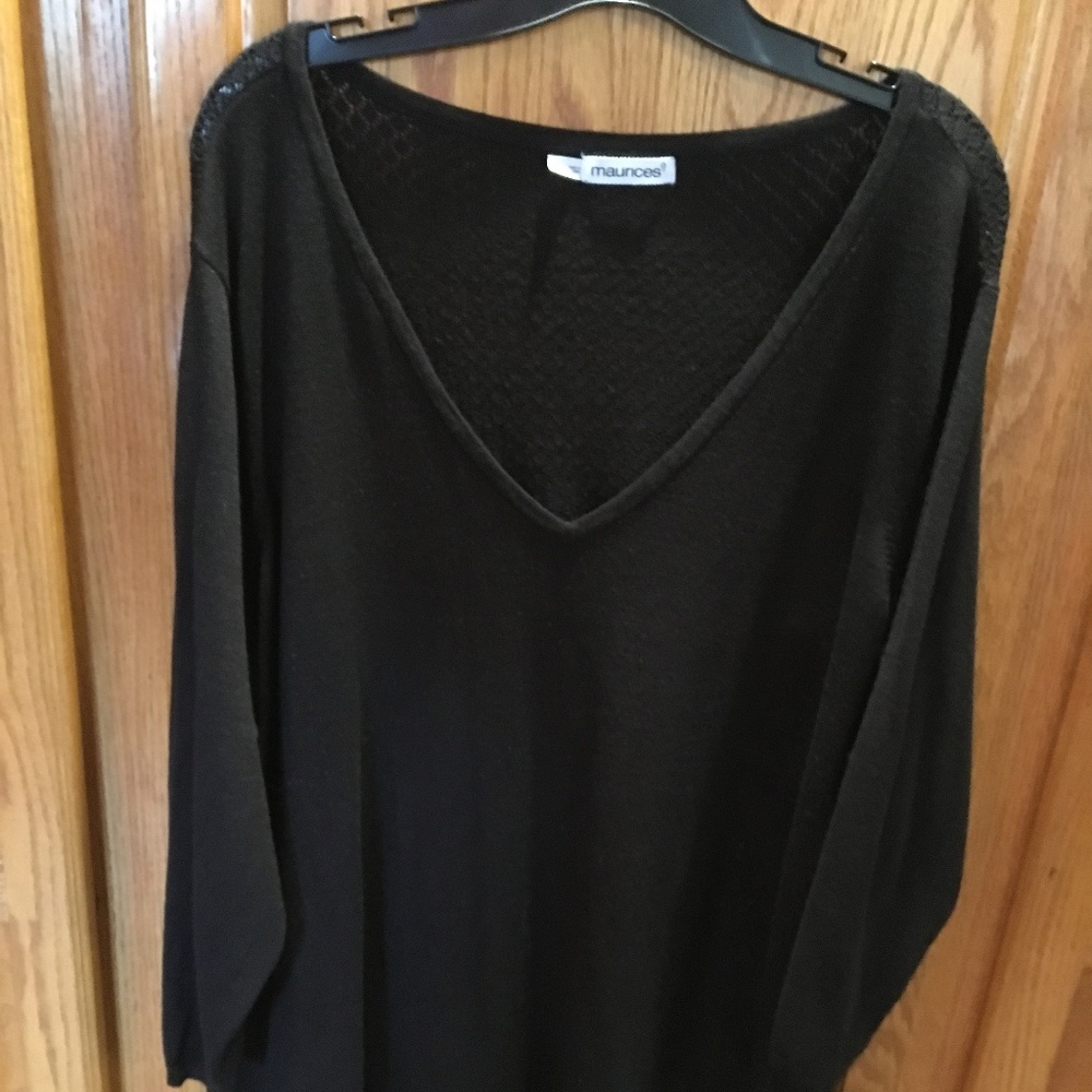 Maurice's black v-neck sweater 4X
